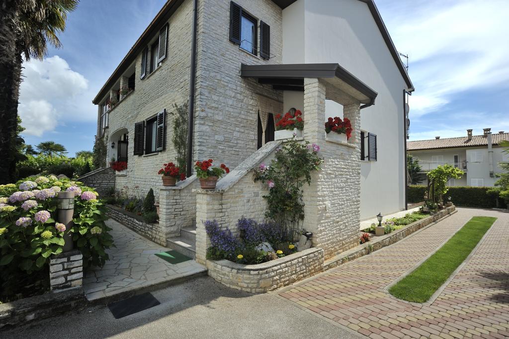 Apartmani Villa Otilija Poreč Buitenkant foto