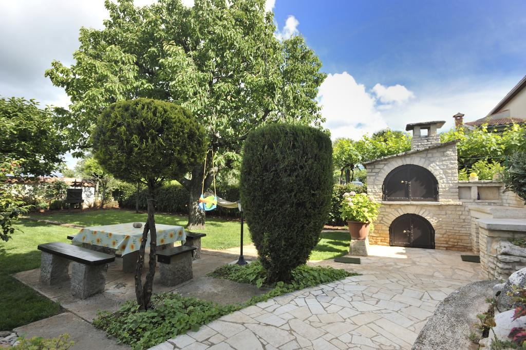 Apartmani Villa Otilija Poreč Buitenkant foto