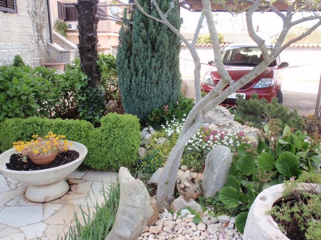 Apartmani Villa Otilija Poreč Buitenkant foto