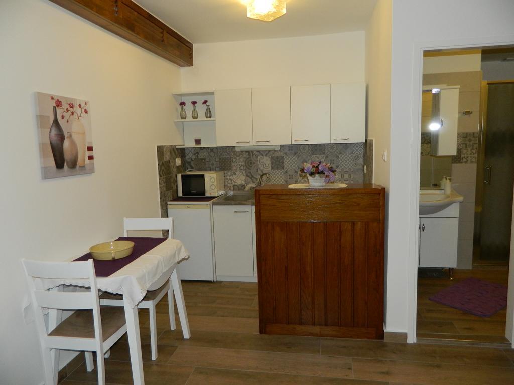 Apartmani Villa Otilija Poreč Buitenkant foto