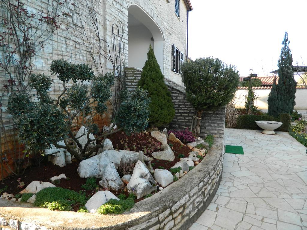 Apartmani Villa Otilija Poreč Buitenkant foto