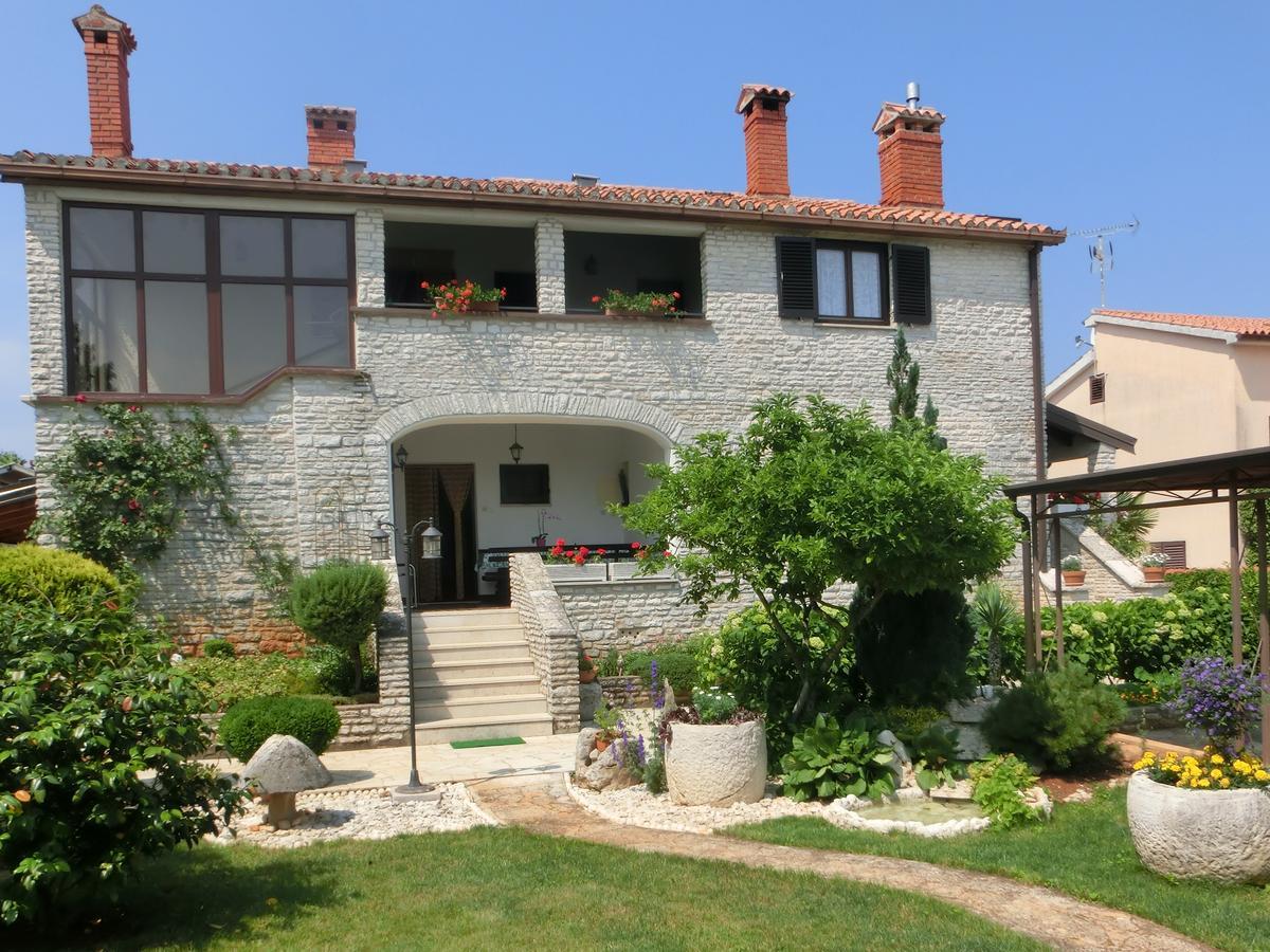 Apartmani Villa Otilija Poreč Buitenkant foto