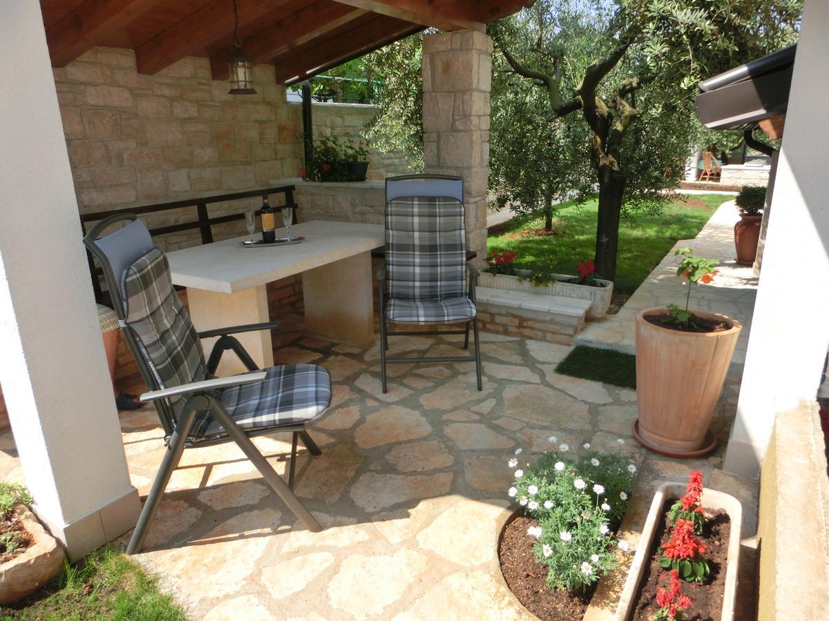Apartmani Villa Otilija Poreč Buitenkant foto