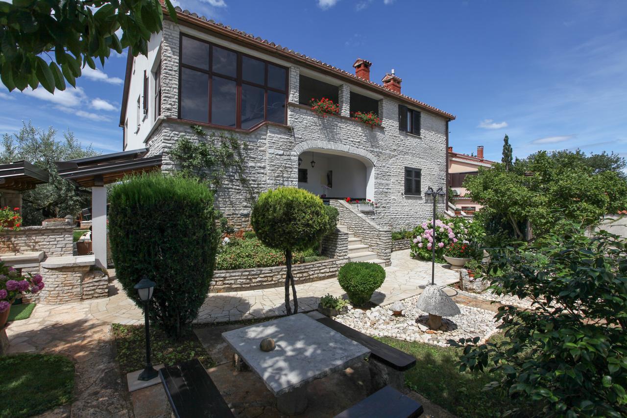 Apartmani Villa Otilija Poreč Buitenkant foto